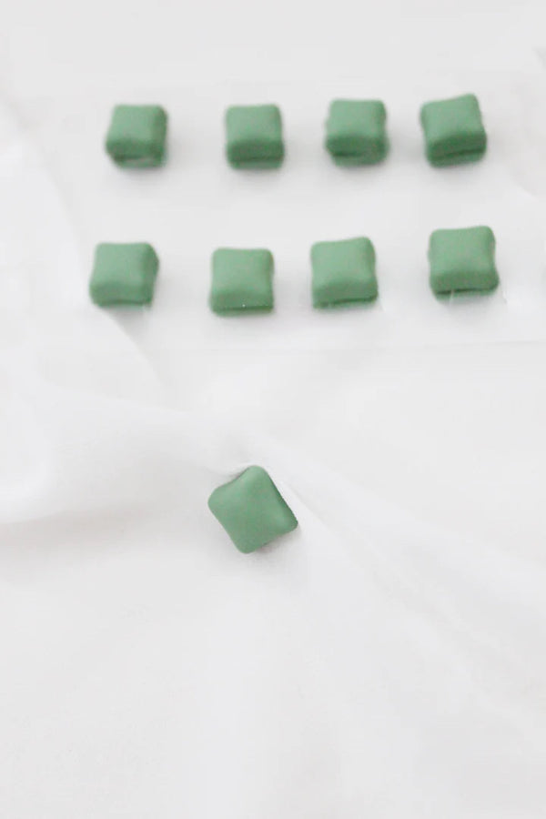 Square Hijab Magnets - Matte Mint